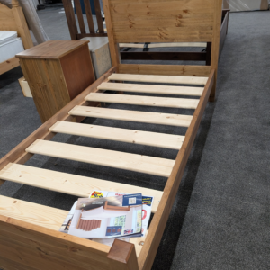 Single Avon Windsor low foot end Solid Pine